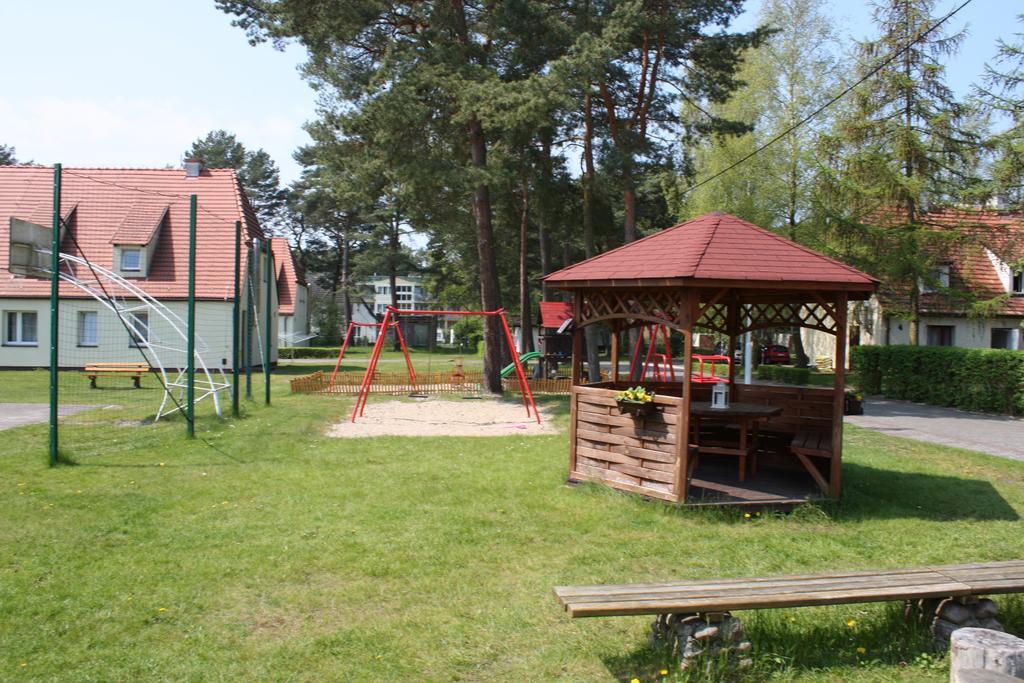 Osrodek Wypoczynkowy Merkury Mrzeżyno Kültér fotó